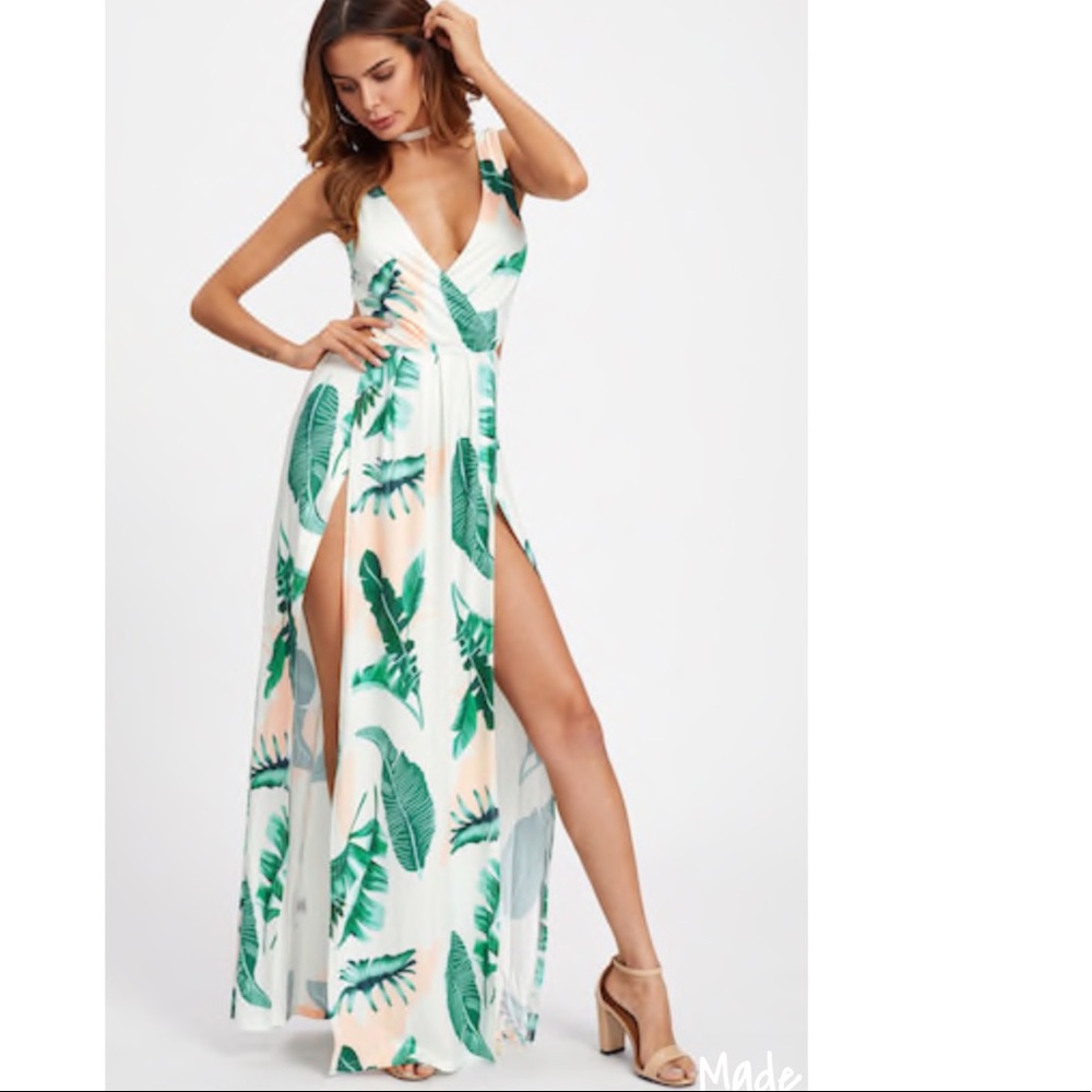 Relisted β¨Maxi Dress High Side Slits - Picture 2 of 6